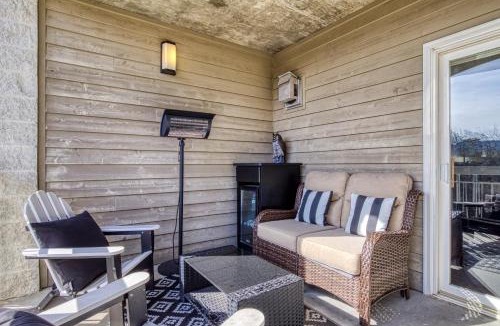 Pigeon Forge House | 2 King BRs Balcony Resort Amenities Free Tix
