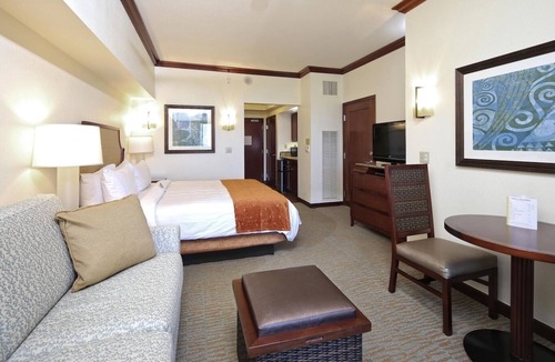Ko Olina Resort | 2 Ko Olina Beachfront Resort & Spa, Hot Tub, Pools