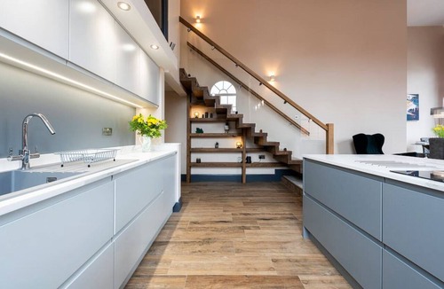 Edwinstowe Condo | 2 luxurious modern style apartments, in the heart of Sherwood Forest