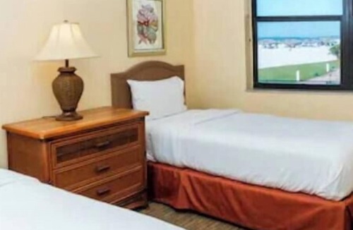 Marco Island Hotel | 2 Marco Island Eagles Nest Resort & Spa, Beach!