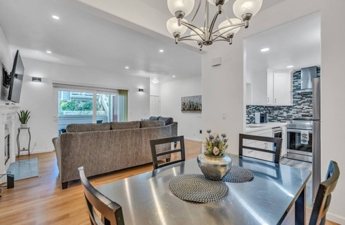 San Ramon Condo | 2 Master Suites, Ground Floor, Garage + Parking spot, W/D, Wi-Fi, Netflix