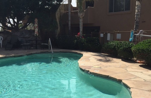 Red Mountain Ranch House | 2 master suites plus kitchenette in upper level of our townhome