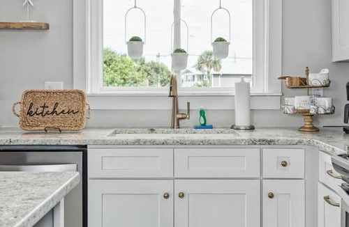 Vilano Beach House | 2 Mermaids Seaside Retreat for 8