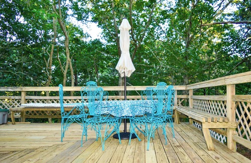 Truro House | 2 Mi to Beaches: Cape Cod Cottage w/Fire Pit