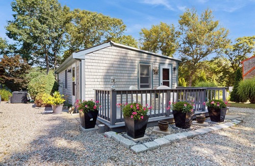 Osterville House | 2 Mi to Dowses Beach! Couples Haven in Osterville