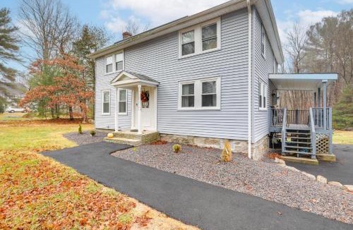 Foxboro House | 2 Mi to Gillette Stadium! Foxborough Retreat!