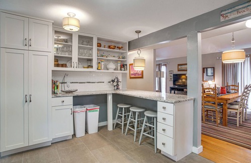 Katama House | 2 Mi to Main St & Beach! Family Home in Edgartown