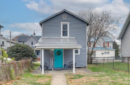 Latrobe House | 2 Mi to Saint Vincent College: Home in Latrobe