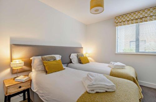 Mortehoe Apartment | 2 Middlecombe - Luxury Apartment at Byron Woolacombe, only 4 minute walk to Woolacombe Beach!