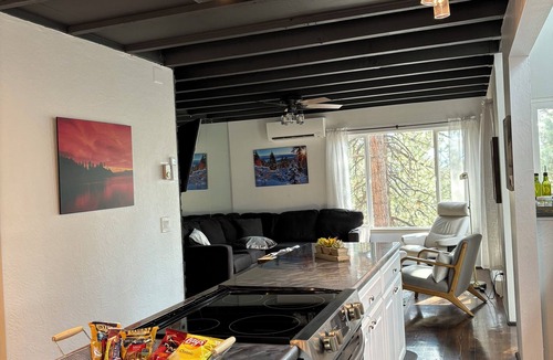 Zephyr Cove House | 2 miles to everything Tahoe and Air Conditioning!