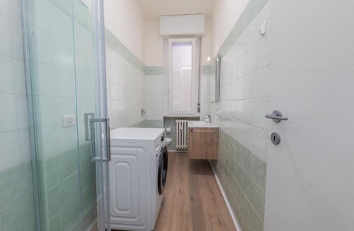 Pavia Apartment | 2 Min dal Bus per CNAO e Policlinico San Matteo - Parcheggio facile, Aria Condizionata