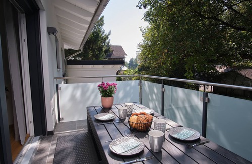 Bad Aibling Apartment | 2 min to Thermal Bath/5 min to St Georg clinic I 120sqm with balcony