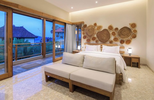 Tabanan Villa | 2 minute walk to beach - 3 BR Beachfront Villa