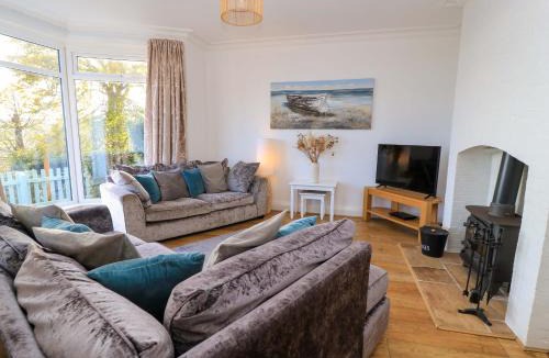 Minehead House | 2 Moorlands