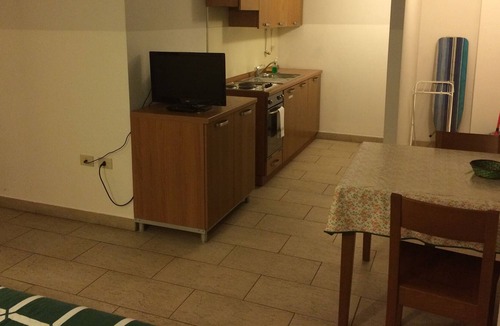 Santa Maria Novella Apartment | 2 pax studio, week lease, all utilities included