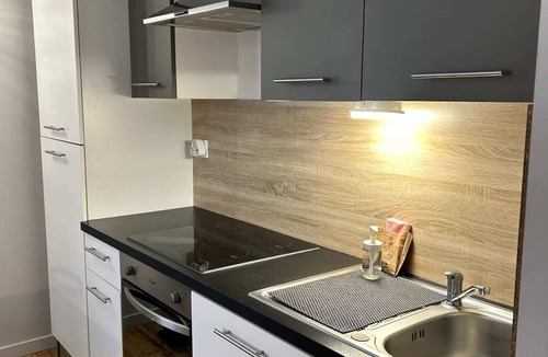 Chatel-Guyon Apartment | 2-person air-conditioned 1-bedroom apartment near Aïga Resort Grand Suchet 201