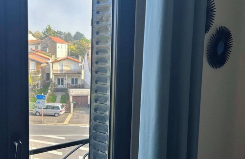 Chatel-Guyon Apartment | 2-person air-conditioned 1-bedroom apartment near Aïga Resort Grand Suchet 201