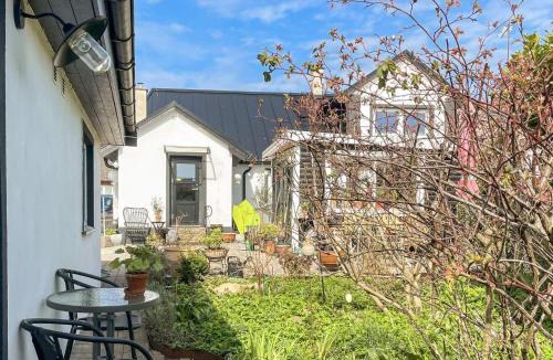 Borrby House | 2 person holiday home in BORRBY