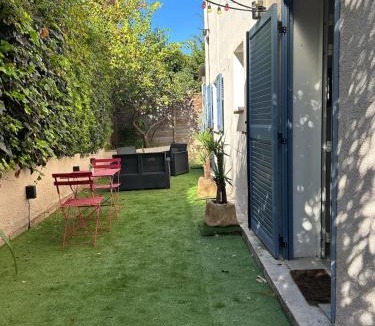 Saint-Laurent-du-Var Apartment | 2 pièces avec jardin classé meublé de tourisme 2 étoiles