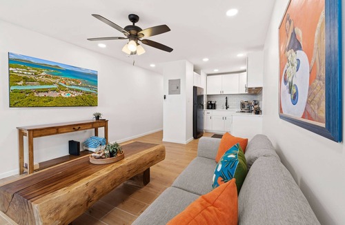 Red Hook Condo | 2 Pools, Dining | Walk to Beach | Sapphire Village