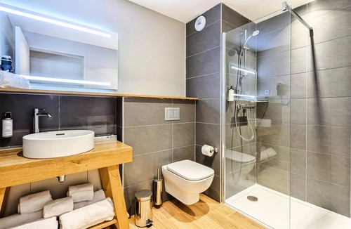 Flaine Hotel | 2 Premium Rooms 2 Adults Balcony View