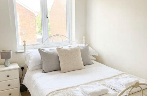 Headingley Apartment | 2 Private Rooms in Shared Apartment with Kitchen