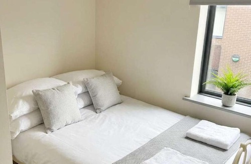 Headingley Apartment | 2 Private Rooms in Shared Apartment with Kitchen