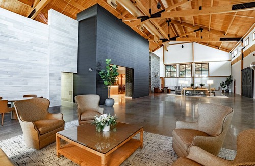 Rothschild Hotel | 2 Queen Studio With Kitchen, Access to Pool, Hot Tub, and Gym