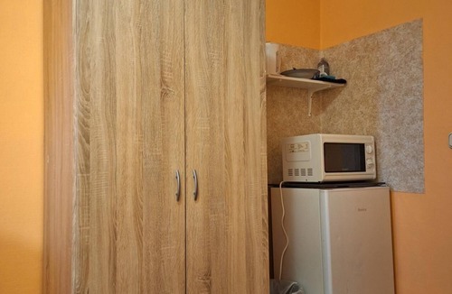 Aubing-Sud Hostel | 2-Rent Group Hostel Rooms AUB162