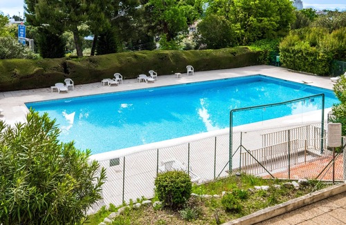 Bastide Giraud Apartment | 2-Room Apartment with Sea View, Pool and Tennis