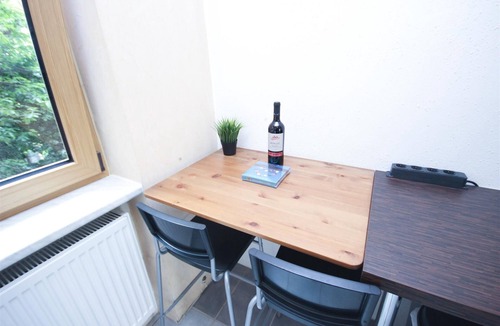 Universitat Apartment | 2 room apartment right in Stuttgart city 6 people