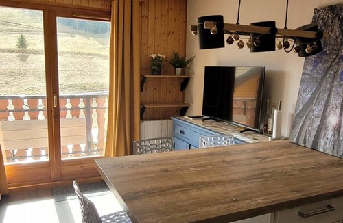 Station de Drouzin le Mont Apartment | 2-room apartment with balcony, 4 sleeps and parking