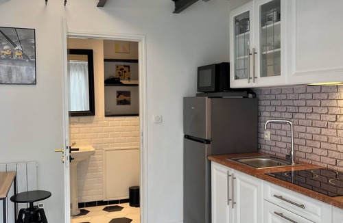 Pont de Vivaux Apartment | 2-room apartment with private terrace and communal garden