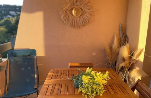 Le Rayol Apartment | 2 ROOMS EXCEPTIONAL SEA VIEW 5 min WALK FROM BEACH AND RAYOL VILLAGE (VAR)