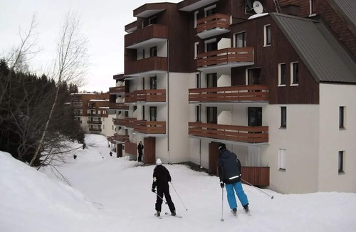 Le Pleynet Apartment | 2 ROOMS SLEEPS 4