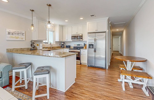 Gulf Shores House | 2 Separate Units | 2-Minute Walk to Beach | Updated Stilted Beach Home