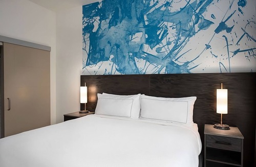 Central Area Hotel | 2 Spacious Units Perfect Spot for Unwinding & Offering Comfort | Pets Allowed