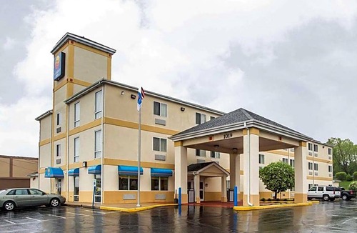 Schererville Hotel | 2-Star Hotel ∙ Comfort Inn Schererville