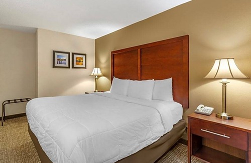 Foxboro Hotel | 2-Star Hotel ∙ Comfort Inn Foxboro - Mansfield