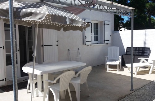 Etaules House | 2-star house in a quiet, relaxing area