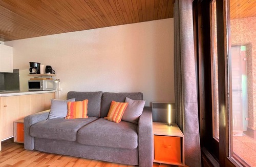 Briancon Apartment | 2-star studio for 4 with balcony in Briançon