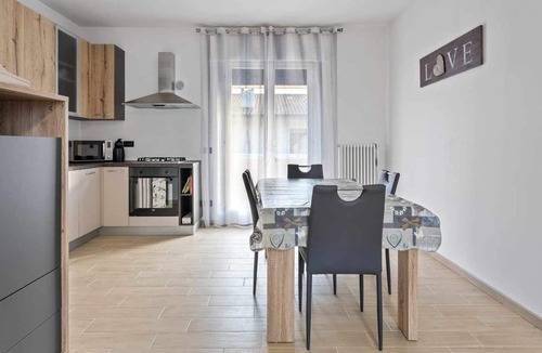 Cassola Apartment | 2 steps from Cassola Station to Venice and Bassano