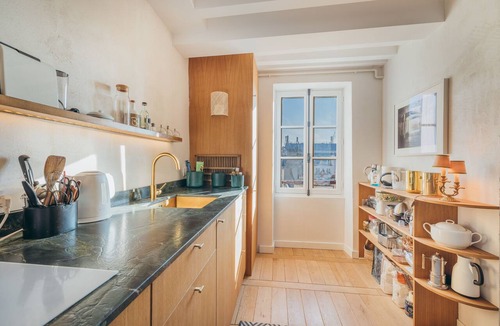 Faubourg-du-Roule Apartment | 2 storey luxury penthouse with large terrace but no elevator