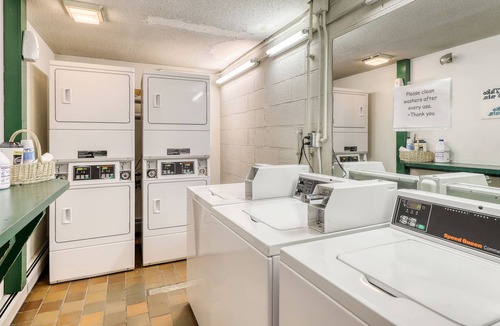 Stowe Area Condo | 2-Story Golf Course Front Condo w/Gas Fireplace, Shared Pool, Hot Tub, Game Room
