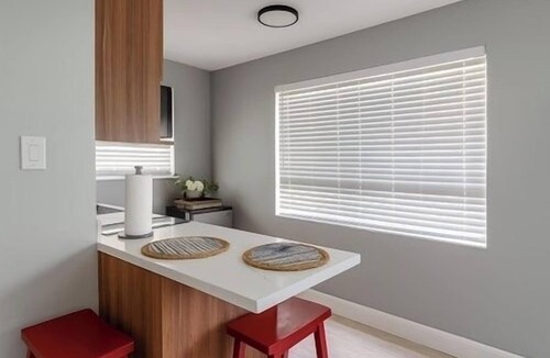 North Beach Apartment | 2 Studios for 6 | Near Dania and Hollywood Beach