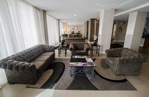 Matriz Hotel | 2 Stylish Executive Triple Room Near Top Parks, Dining, and Shopping in Curitiba