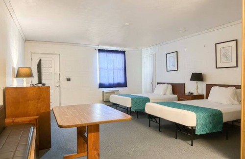 Spencer Hotel | 2 Units | Adventure-Ready Stay Minutes from Fall Creek Falls State Park