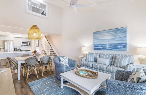 Captiva Apartment | 2 Units | Beachside Escape Near Captiva | Heated Pool, Bike Trails