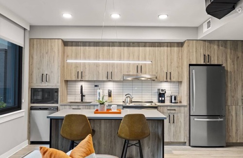 Navy Yard Hotel | 2 Units | Breathtaking DC Getaway w/Rooftop Views | Walk to Parks & Museums