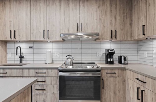 Navy Yard Hotel | 2 Units | Breathtaking DC Getaway w/Rooftop Views | Walk to Parks & Museums